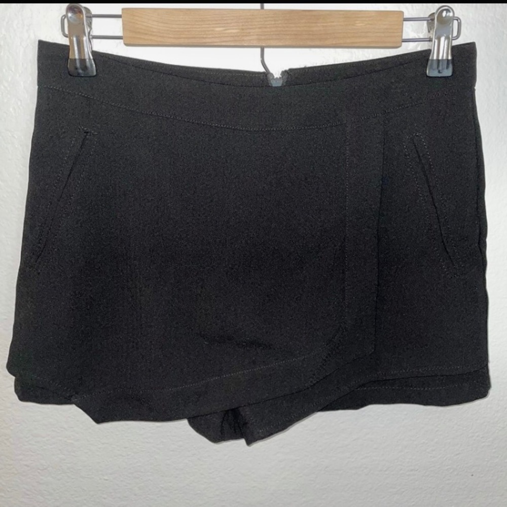 Skort - image 1